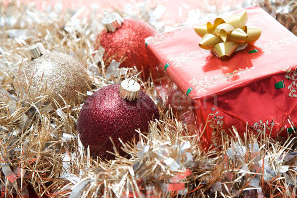 Сток-фото: Рождества · подарки · выстрел · украшения · красный · фары