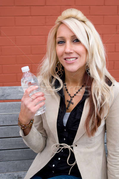 Ragazza acqua in bottiglia giovani femminile Foto d'archivio © ArenaCreative