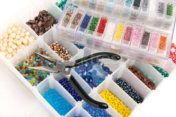 Gyöngyök ékszerek készít szervező tele színes Stock fotó © ArenaCreative