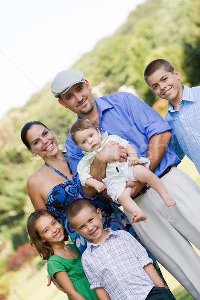 [[stock_photo]]: Heureux · souriant · portrait · de · famille · Nice · regarder · famille