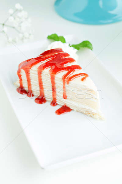 Eper crepe torta friss szelet menta Stock fotó © arenacreative