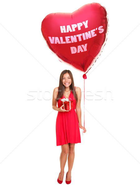 Foto d'archivio: San · valentino · donna · regalo · rosso · cuore