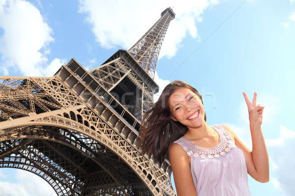 Eiffeltoren toeristische poseren glimlachend Parijs Frankrijk Stockfoto © Ariwasabi