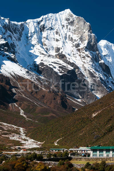 Falu hotelek turisták Himalája utazás hó Stock fotó © Arsgera