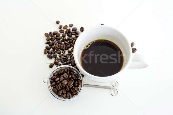 Stockfoto: Koffiekopje · koffieboon · witte · drinken · beker · hot