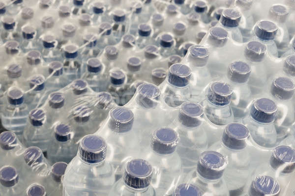 Szczegół woda butelkowana przemysłu wody tle Zdjęcia stock © art9858