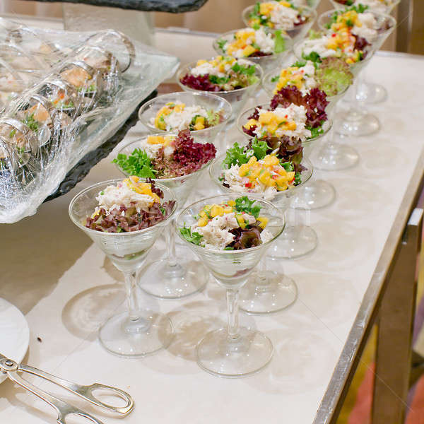 Iştah açıcı salata şeffaf salata tabağı gıda Stok fotoğraf © art9858