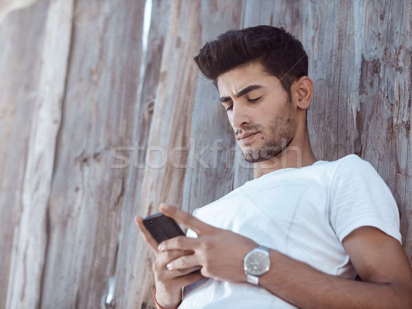 Adam cep telefonu sokak açık portre yakışıklı Stok fotoğraf © artfotodima