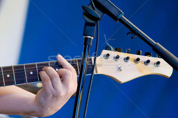 Stok fotoğraf: El · oynama · gitar · gitarist · yaşamak