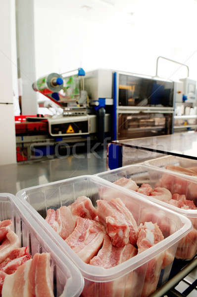 мяса контейнера рабочие продовольствие окна Сток-фото © artfotoss