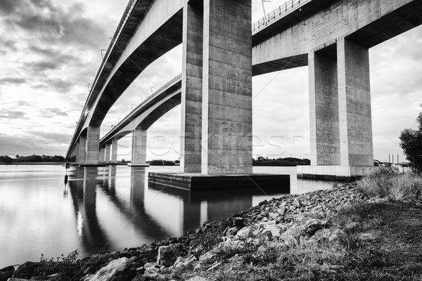 Gateway Brücke Autobahn Brisbane schwarz weiß Brücken Stock foto © artistrobd