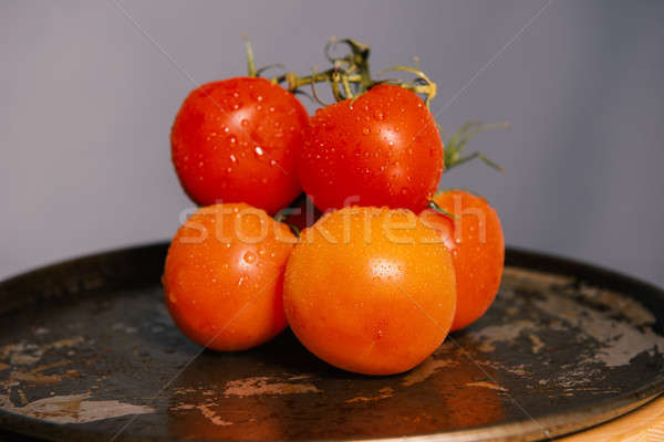 Czerwony dojrzały świeże pomidory metal Zdjęcia stock © artistrobd