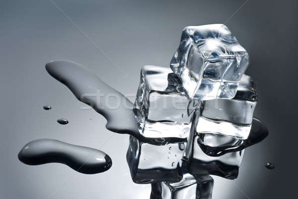 ストックフォト: アイスキューブ · 水滴 · 水 · 光 · 冬 · バー