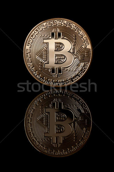 Bitcoin moeda de ouro isolado preto virtual dinheiro Foto stock © artjazz