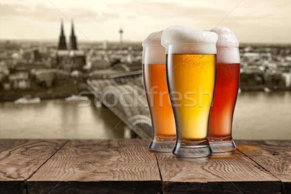 ストックフォト: ガラス · ビール · 表示 · 教会 · スカイライン · 赤