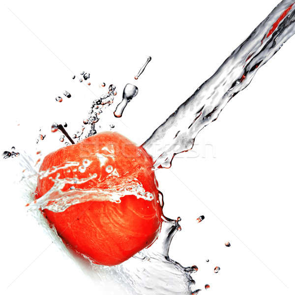 Apa dulce stropire red apple izolat alb apă Imagine de stoc © artjazz