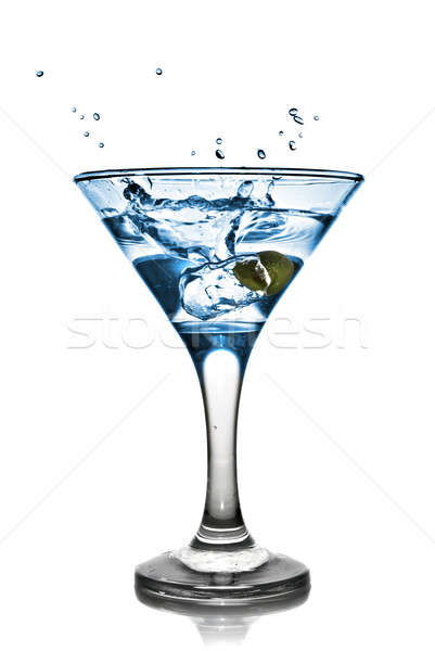 Albastru alcool cocktail stropire izolat alb Imagine de stoc © artjazz