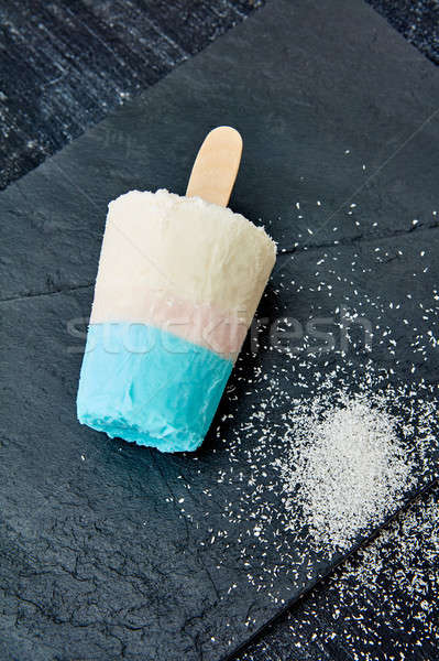 Domowej roboty biały niebieski lody cukierek odznaczony Zdjęcia stock © artjazz