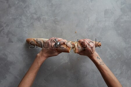 Foto stock: Mano · hombre · femenino · tatuaje · oscuro · mostrar