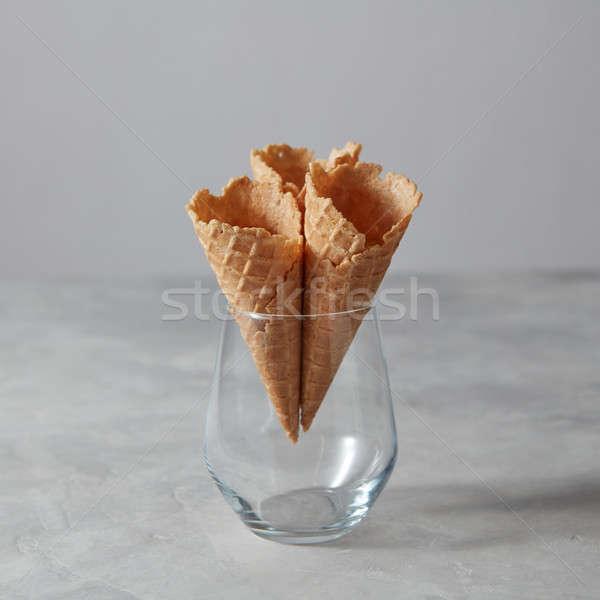 Drie lege wafeltje glas vaas permanente Stockfoto © artjazz