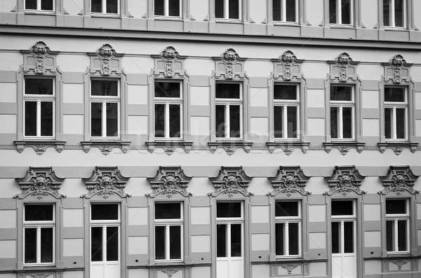 Fassade schwarz weiß Foto traditionellen Haus Stock foto © Artlover