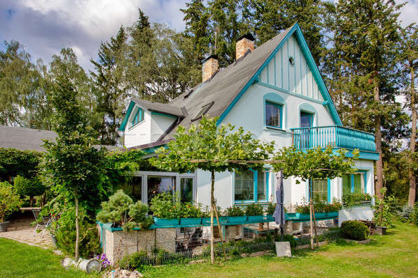 Güzel ev bahar bahçe kırsal yaz Stok fotoğraf © artush