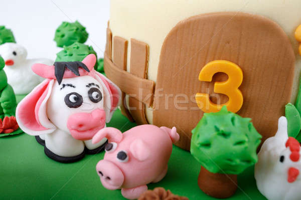 Torta di compleanno farm marzapane animali dettaglio numero Foto d'archivio © artush