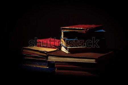 öreg elnyűtt könyvek fekete gyűjtemény papír Stock fotó © artush