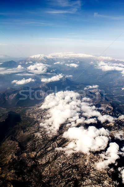 Widoku góry płaszczyzny samolot powyżej chmury Zdjęcia stock © artush