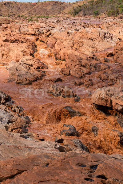 Rzeki Madagaskar strumienia czerwony deszczowy sezon Zdjęcia stock © artush