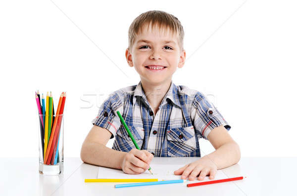 商業照片: 可愛 · 男孩 · 畫 · 鉛筆 · 白