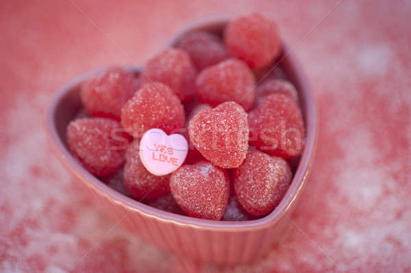 Oui amour coeur bonbons plateau [[stock_photo]] © aspenrock