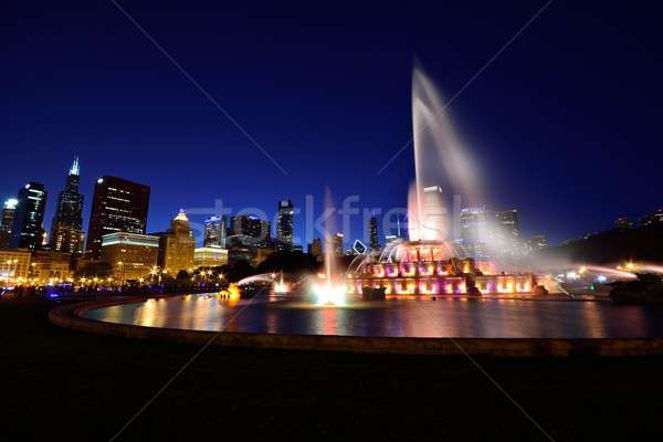 Chicago skyline and Buckingham Fountain at night.  Stock photo © asturianu