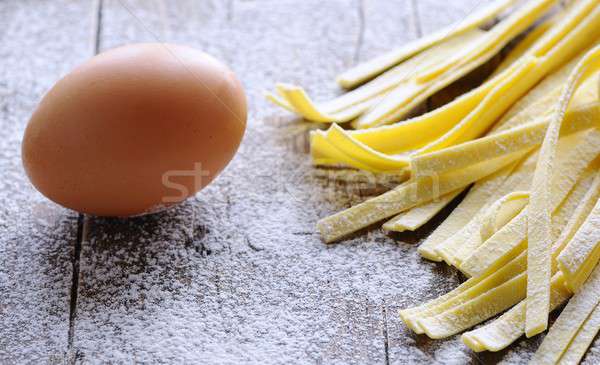 Tagliatelle ev yapımı ahşap masa mutfak pişirme pişirmek Stok fotoğraf © asturianu