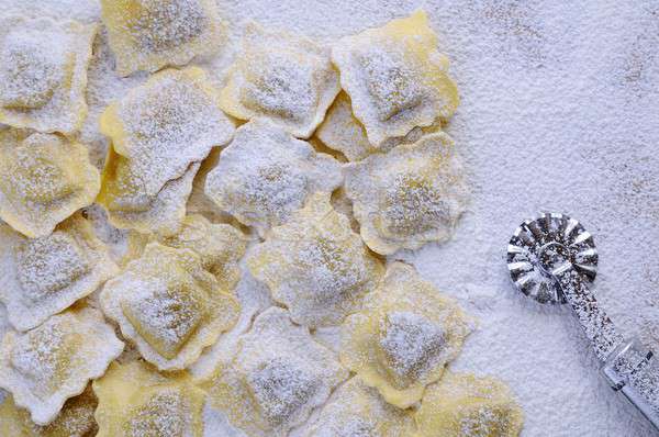 Fresche ravioli tavolo da cucina cena pasto primo piano Foto d'archivio © asturianu