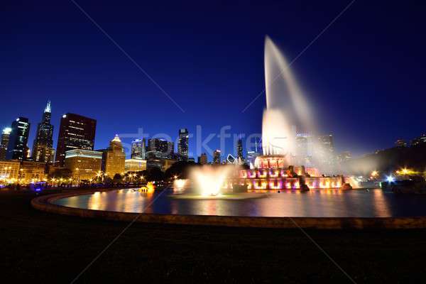 Chicago skyline and Buckingham Fountain at night.  Stock photo © asturianu