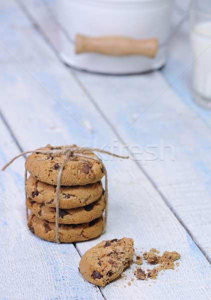Czekolady chip cookie domowej roboty drewniany stół Zdjęcia stock © asturianu