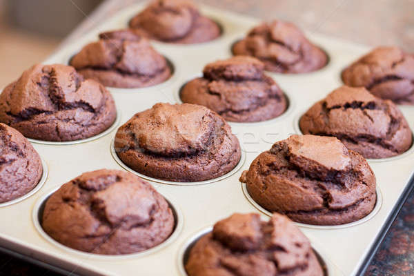 Doce chocolate muffin Foto stock © avdveen