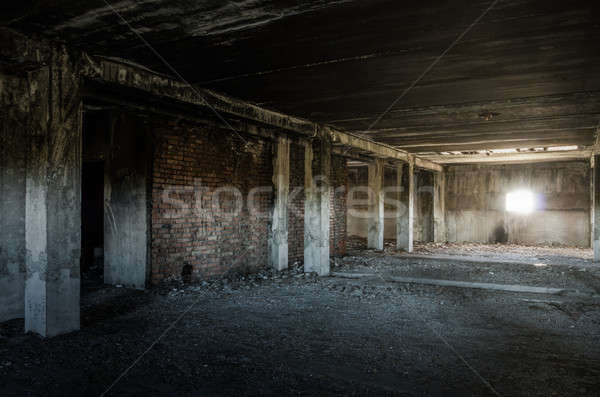 Starych opuszczony budynku wnętrza budowy ściany Zdjęcia stock © Avlntn