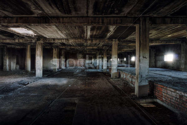 Foto stock: Velho · abandonado · edifício · interior · construção · parede