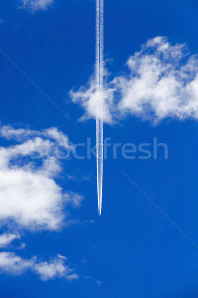 Сток-фото: плоскости · небе · самолета · полет · Blue · Sky · облаке
