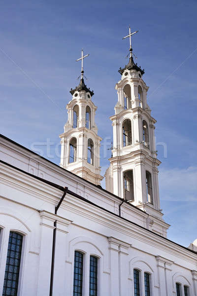 Foto stock: Católico · iglesia · edad · ciudad · cielo · cruz