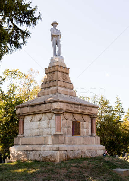 Cimitir statuie istorie mormânt cimitir soldaţi Imagine de stoc © backyardproductions