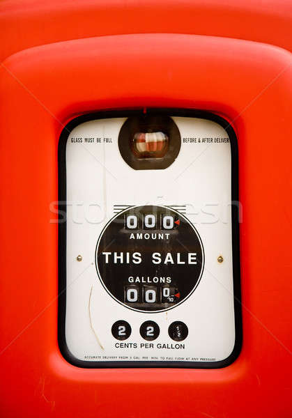 Közelkép klasszikus benzinkút pumpa képernyő benzin 22 Stock fotó © backyardproductions