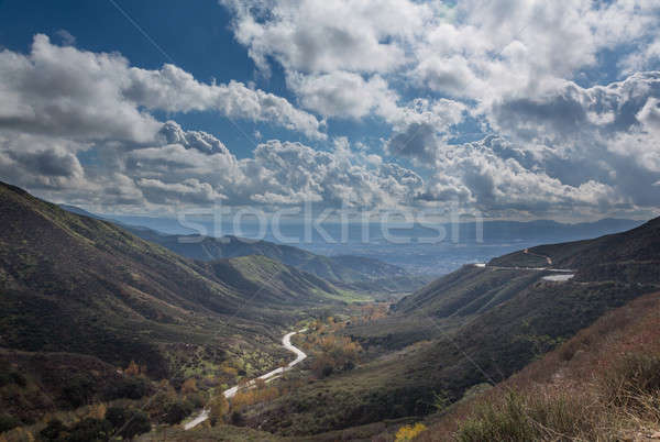 Kilátás peremszegély világ autópálya lefelé völgy Stock fotó © backyardproductions