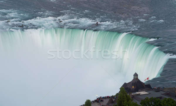 Potcoavă cascadă lateral Cascada Niagara noapte Imagine de stoc © backyardproductions