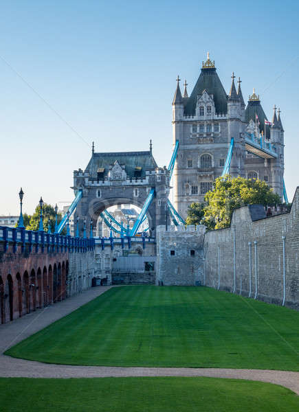 Tower Bridge üzerinde kule Londra duvarlar İngiltere Stok fotoğraf © backyardproductions