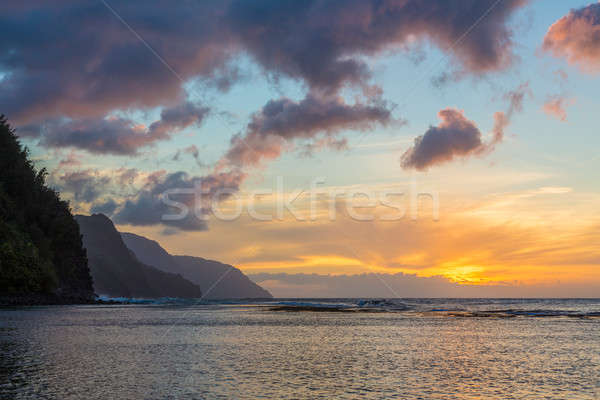 Sunset along Na Pali coast from Ke'e Beach Stock photo © backyardproductions