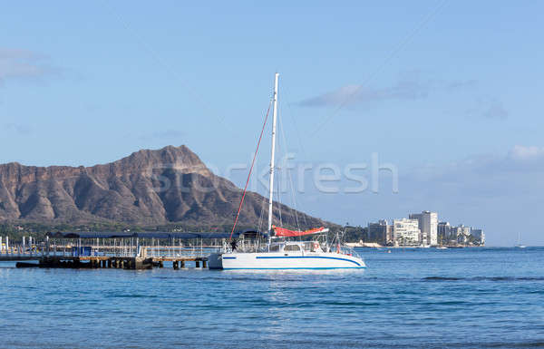Boat docked by Diamond Head Waikiki Hawaii Stock photo © backyardproductions