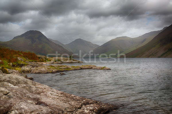 Víz angol Lake District felhős nap tájkép Stock fotó © backyardproductions